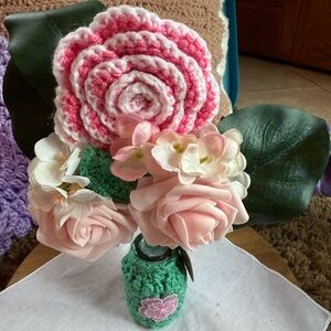 Crochet Pink and White Rose Bouquet